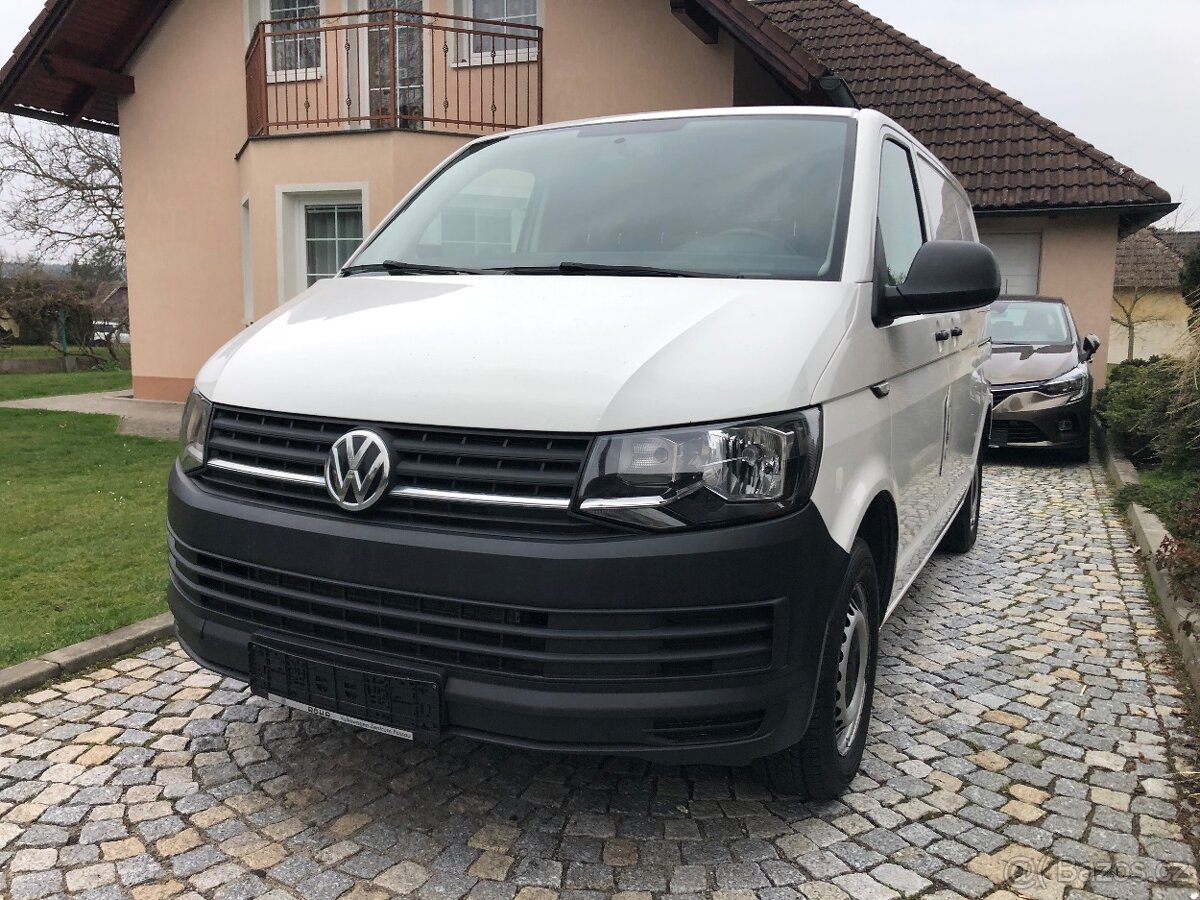 Volkswagen Transporter T6 2,0 TDI 110 KW Plný ser 2xšoupačky