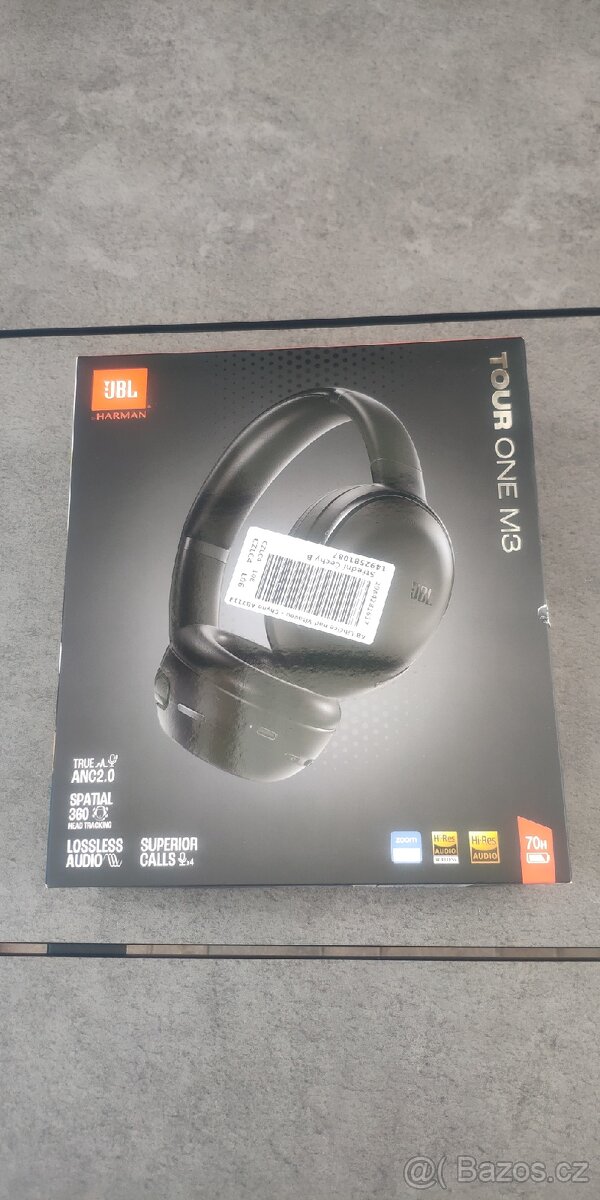 JBL Tour One M3 Black NOVÉ