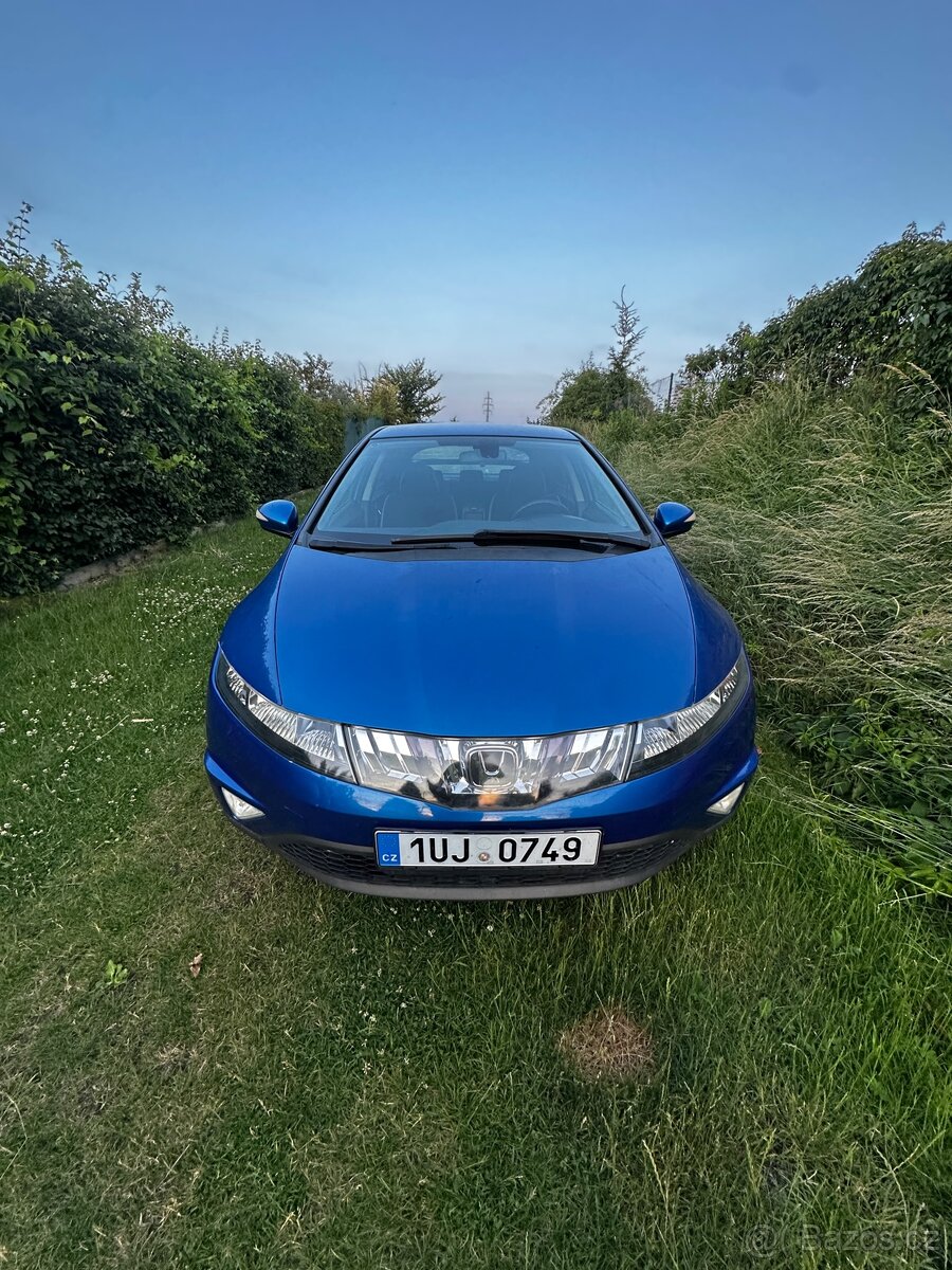 Honda Civic 8g 1.8 vtec