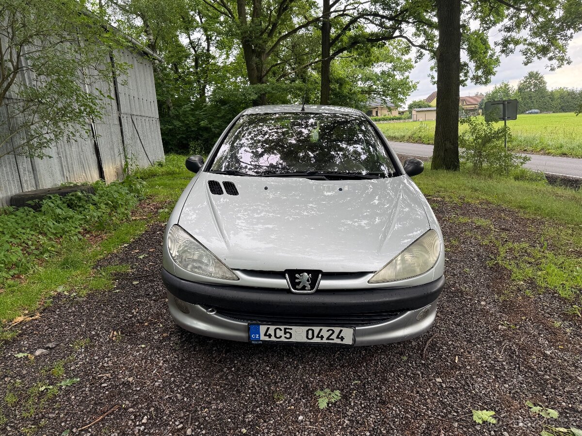 Peugeot 206