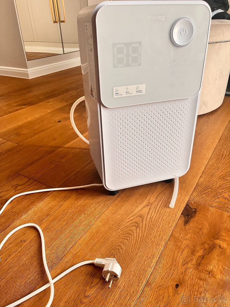 Prodám ODVLHČOVAČ VZDUCHU Siguro DH-C330W Beluga 12L WiFi