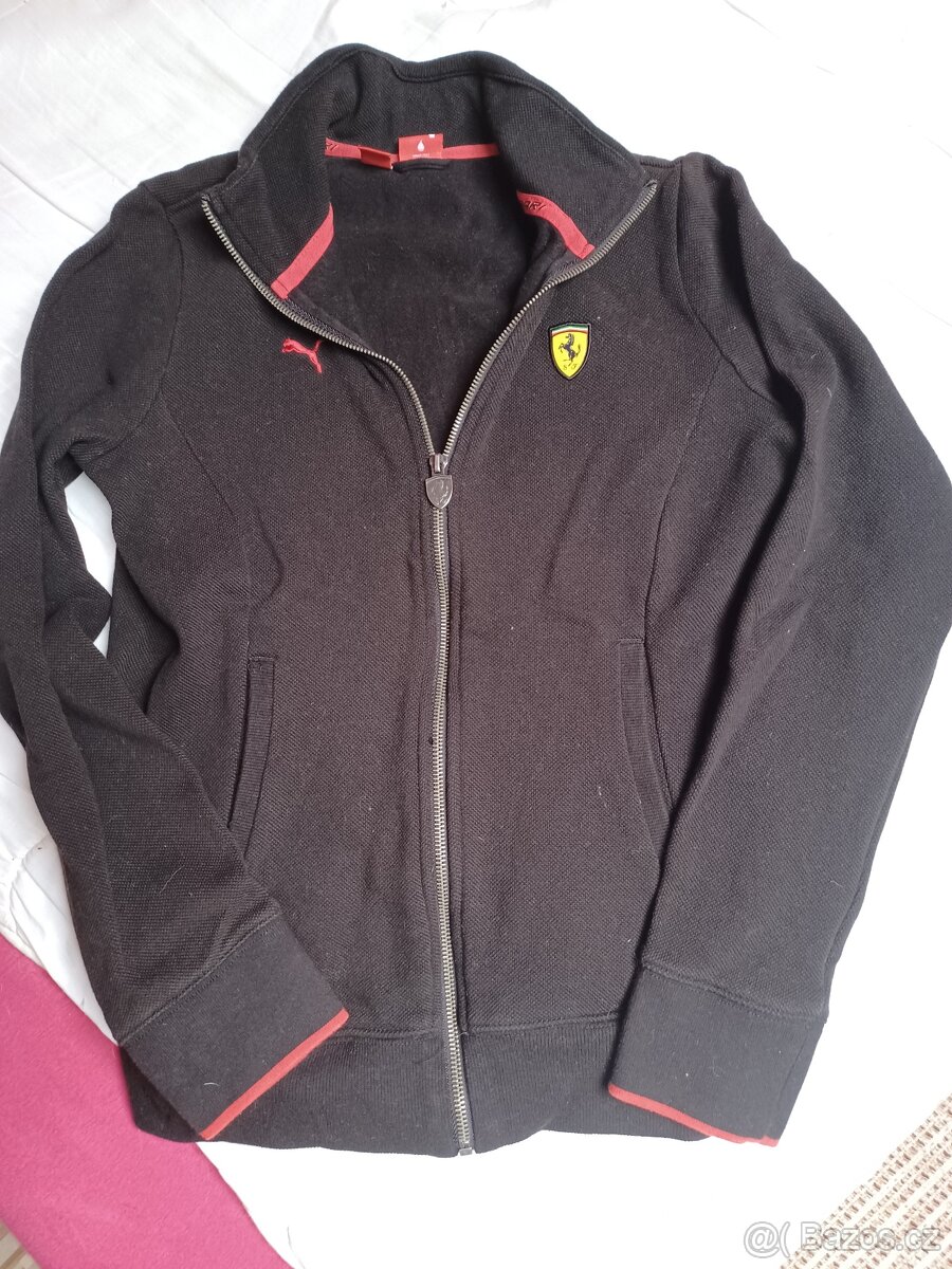 Prodám dětský černý svetr