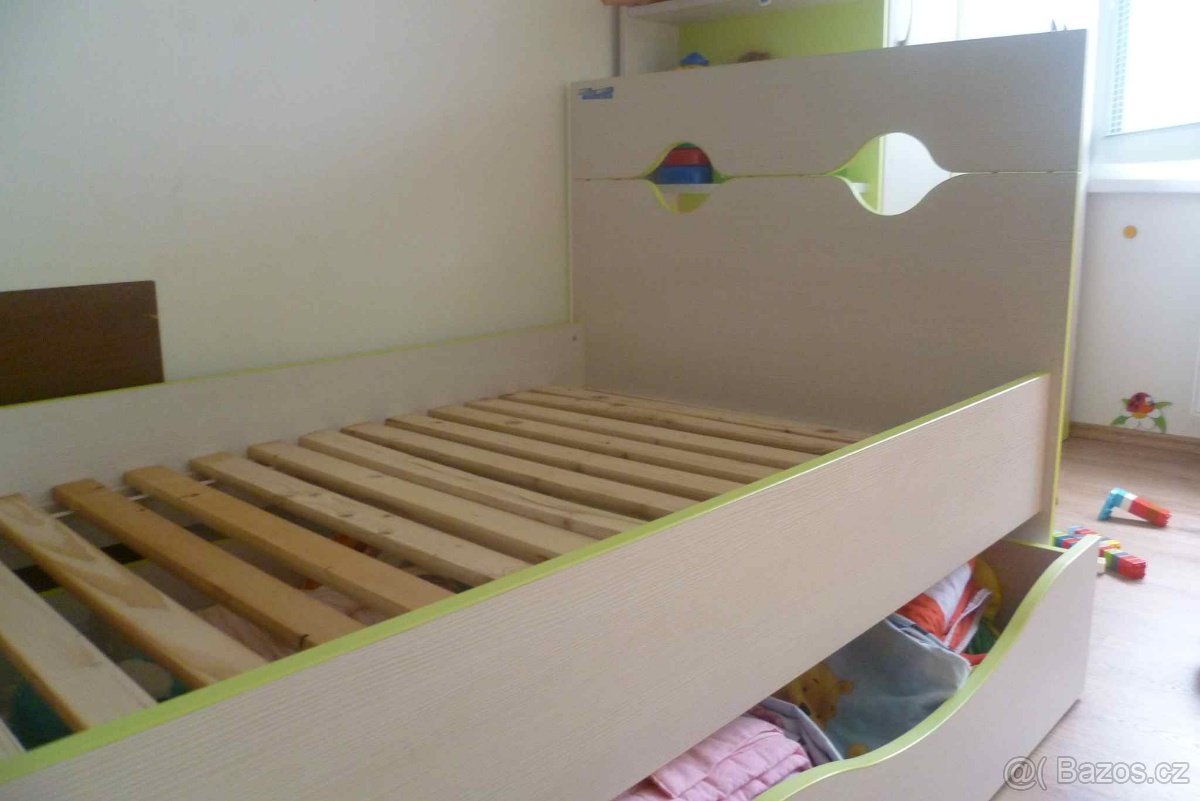 Dětská postel Casper se šuplíky pod postel