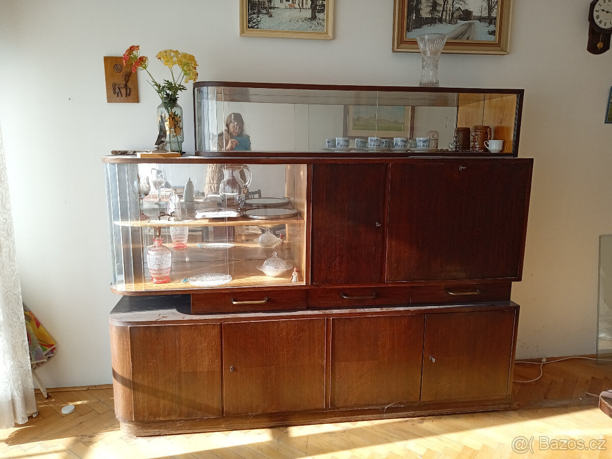 Sekretář-obývací stěna-retro 50.léta, masív ořech