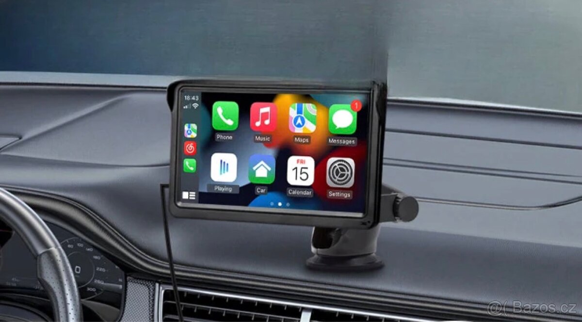 Displej s CarPlay a Android Auto