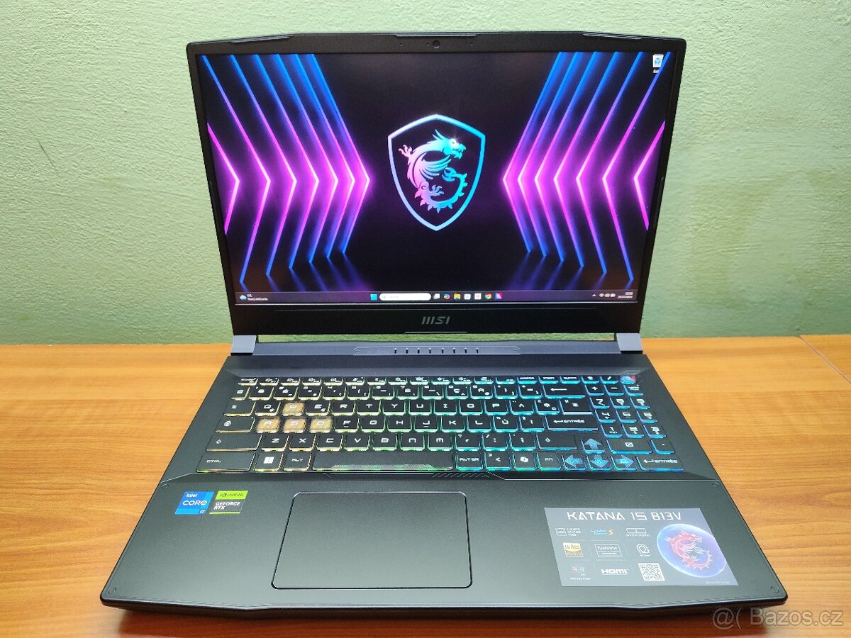 Nepoužitá 15" Katana,QHD,4070-Rtx,32gb,i7-13th.M.2 1TB