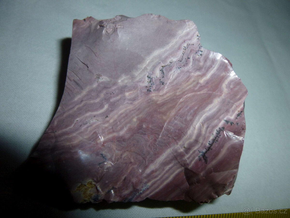 Minerál, nerost - masový opál 2