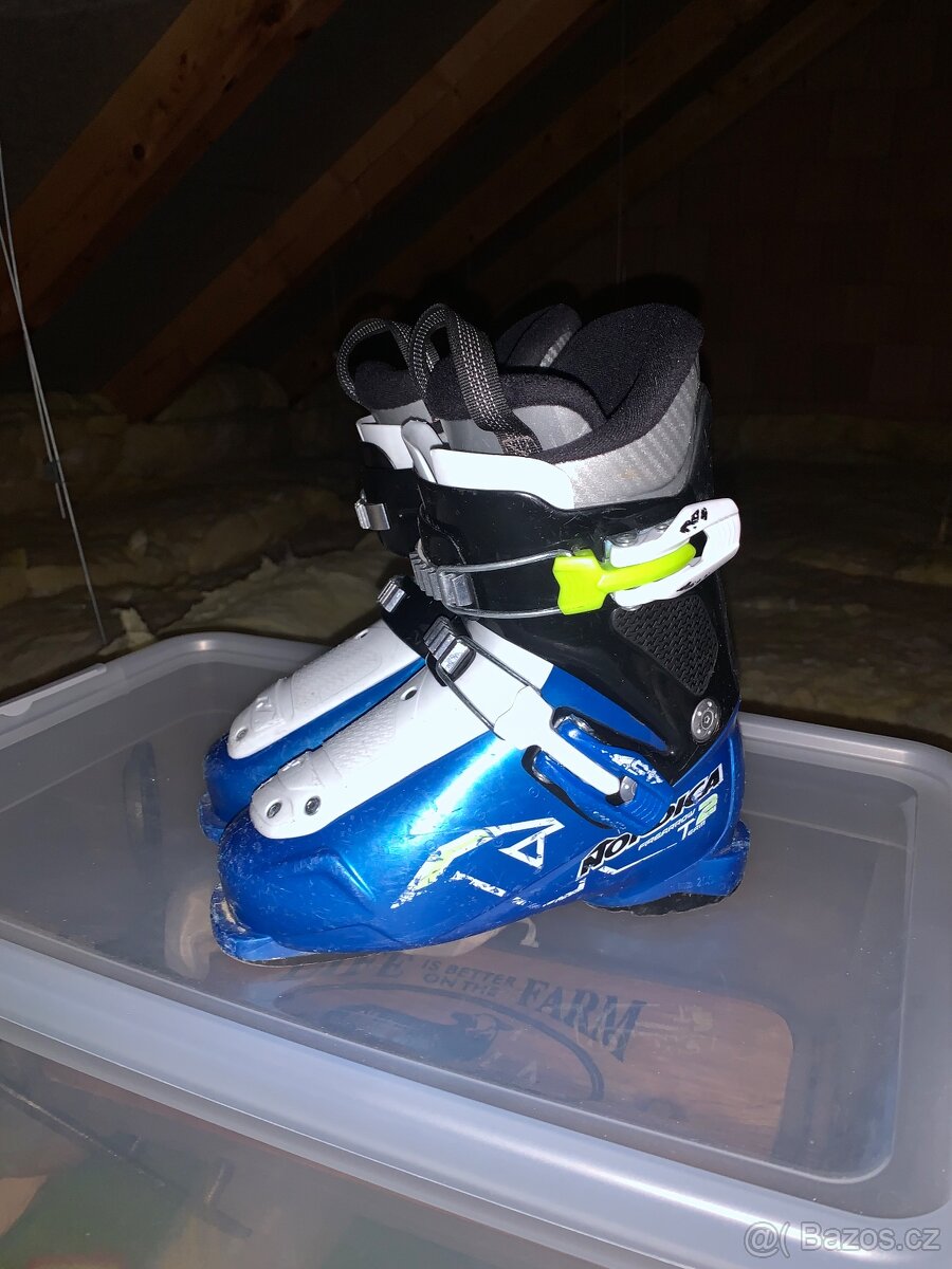 Prodám dětské lyžáky 31"