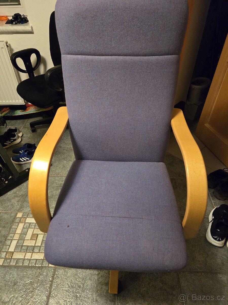 Kancelářská židle