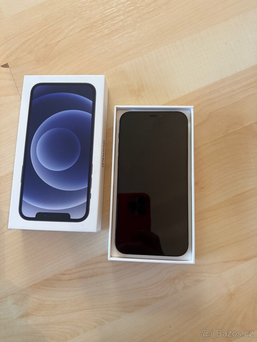 Úplně nový IPhone 12 černý 128GB