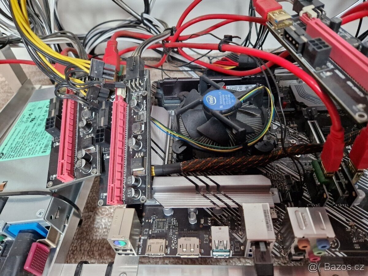 CPU Intel(R) Pentium(R) Gold G6400 CPU @ 4.00GHz