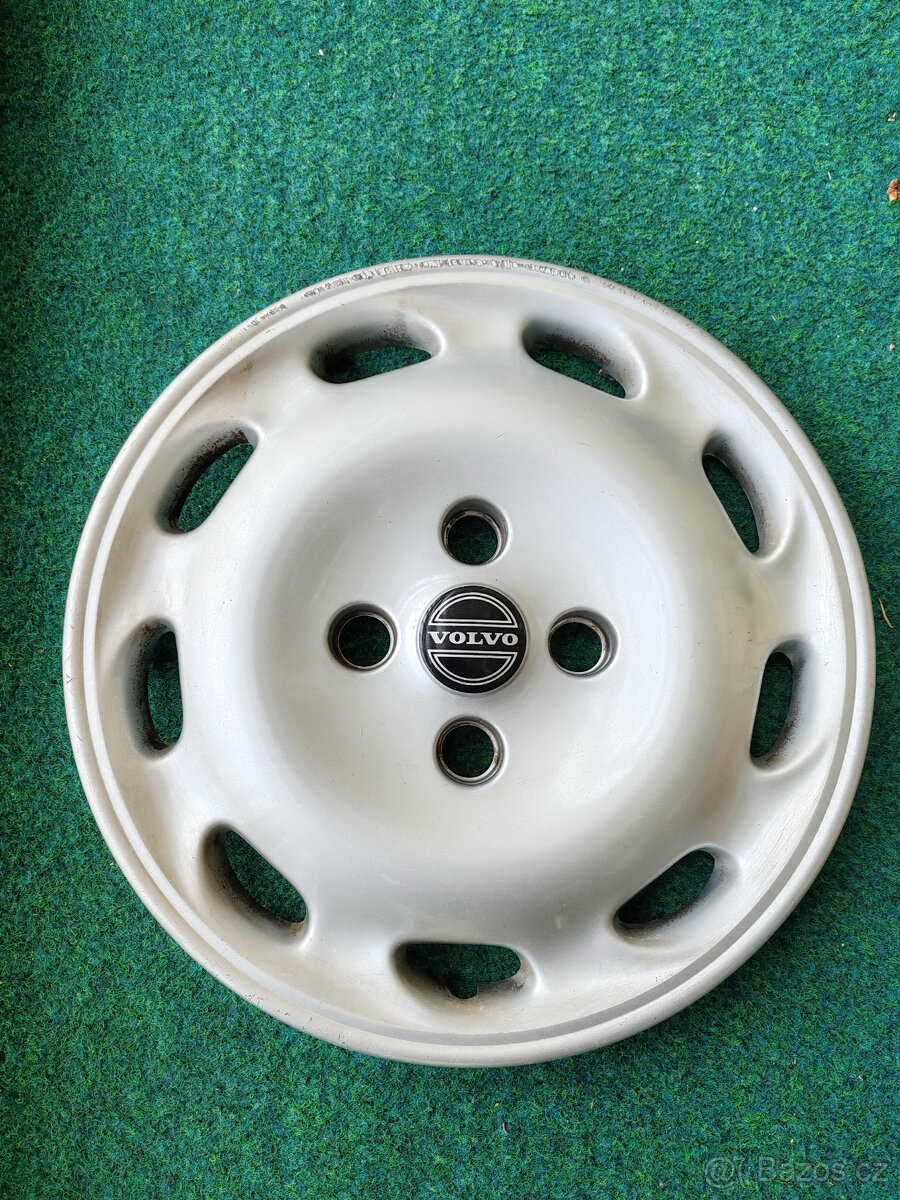 Poklice Volvo - 15" - orig. - 1ks