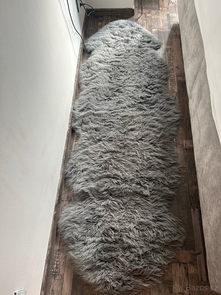 Kožešina z Berana přírodní kůže