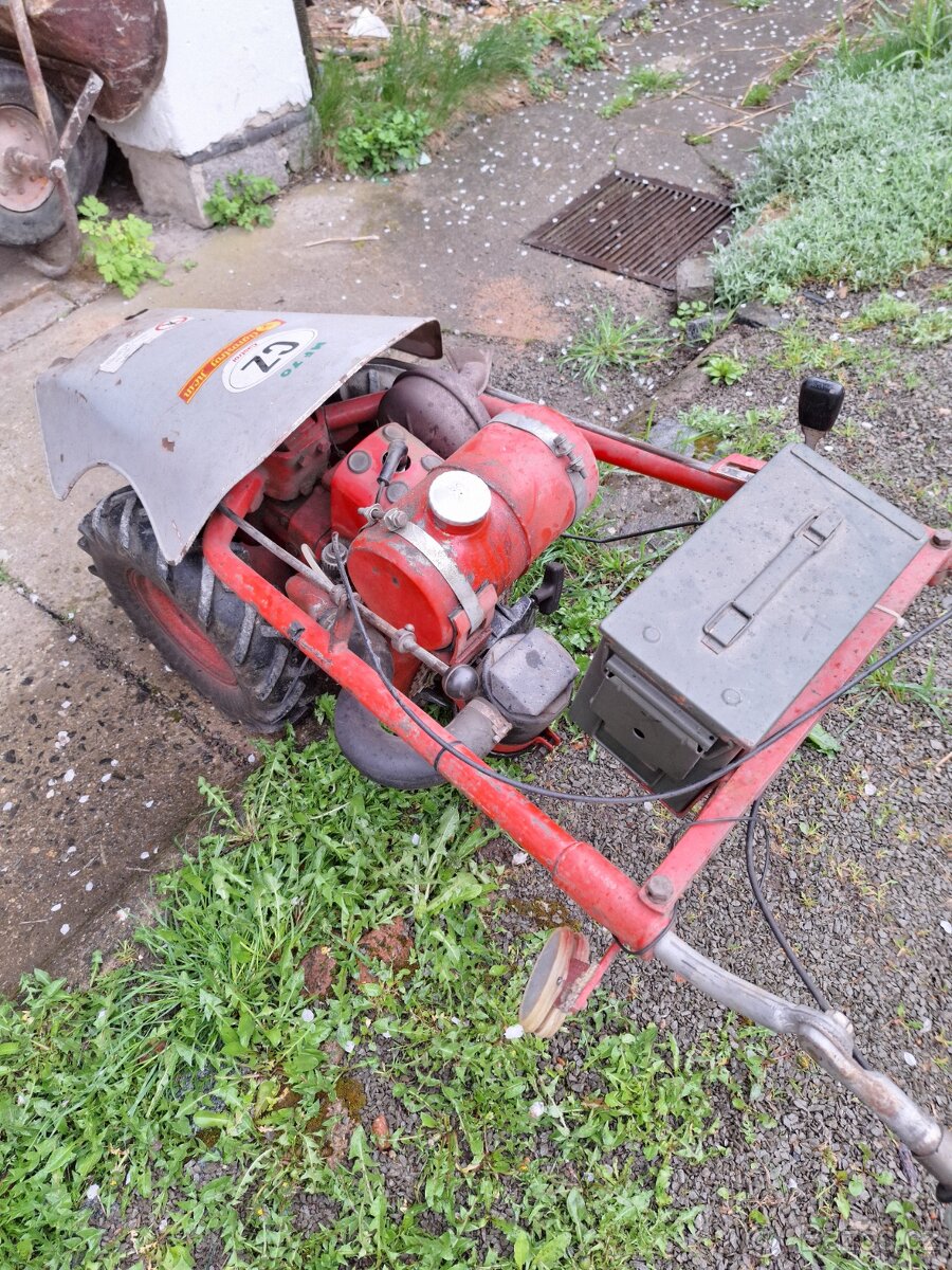 MF 70
