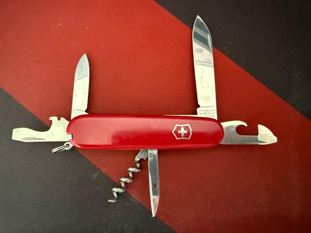VICTORINOX - kapesní nůž
