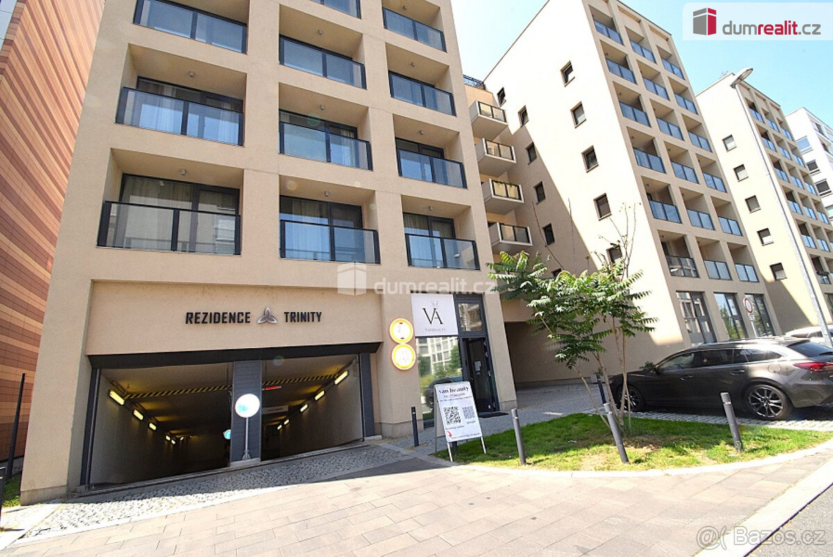 Pronájem exklusivního 2+kk, 60m² s terasou, rezidence Trinit