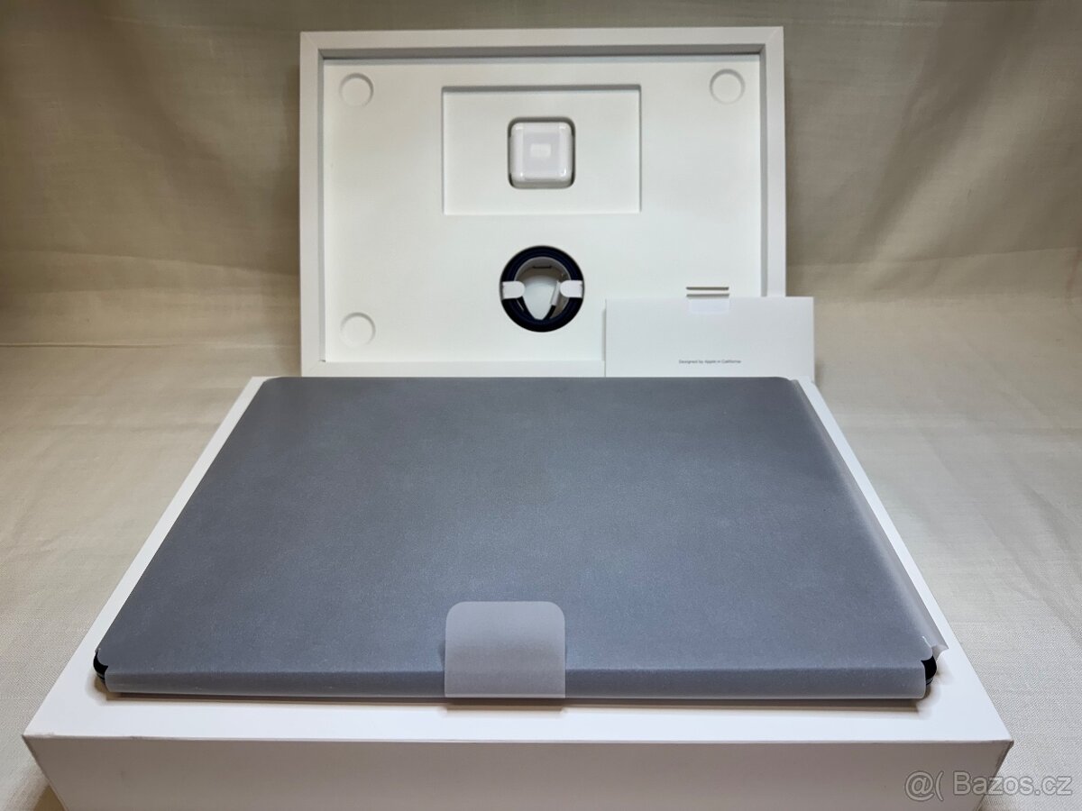 NOVÝ 15 Apple MacBook Air M2 model 2023 Midnigt Apple ZÁRUKA