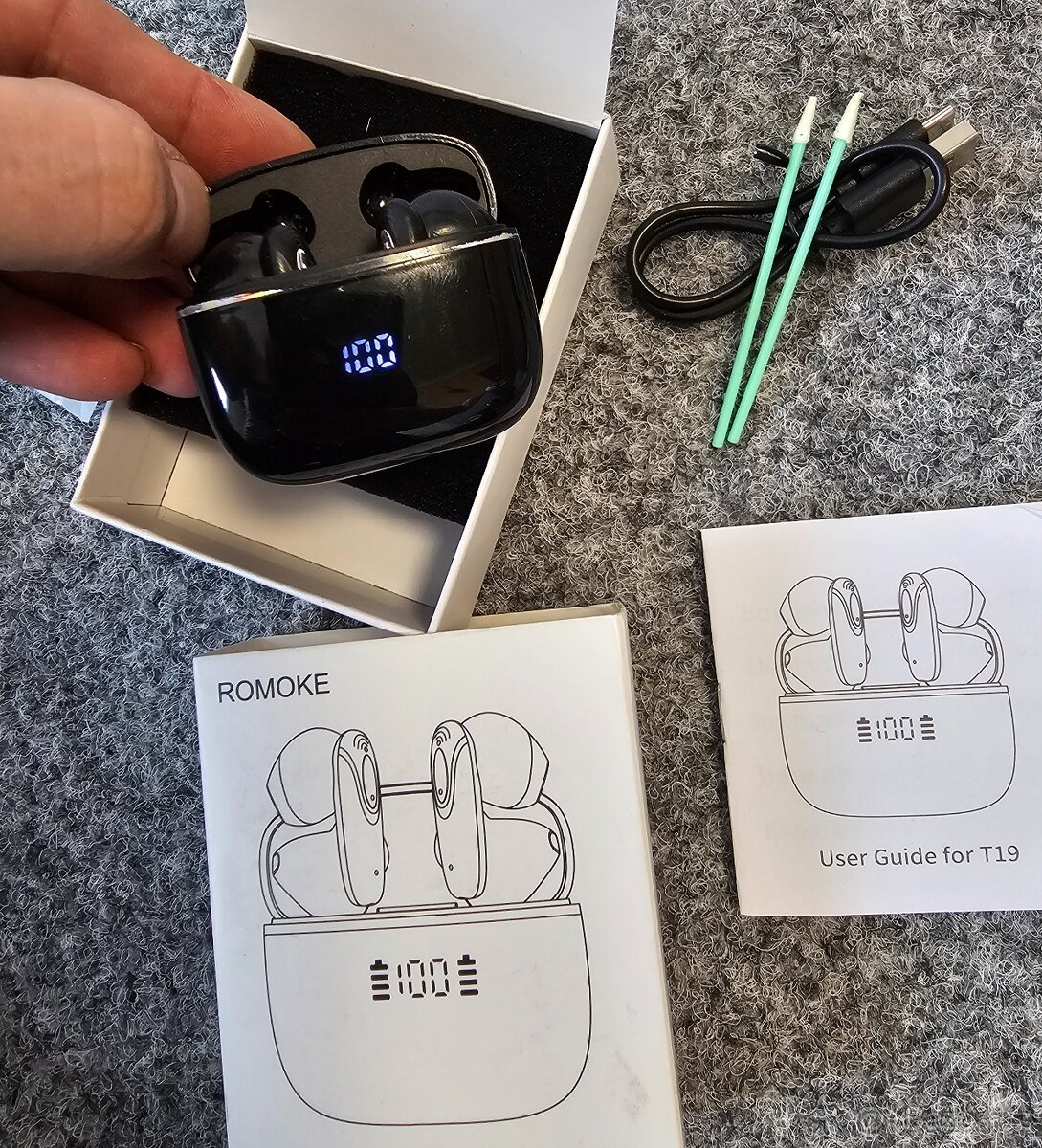 Bezdrátová sluchátka ROMOKE Q13 a T19 Q25 S20