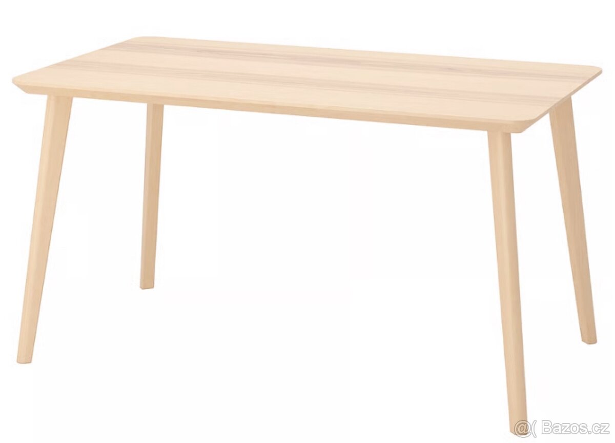 Dřevěný stůl IKEA LISABO