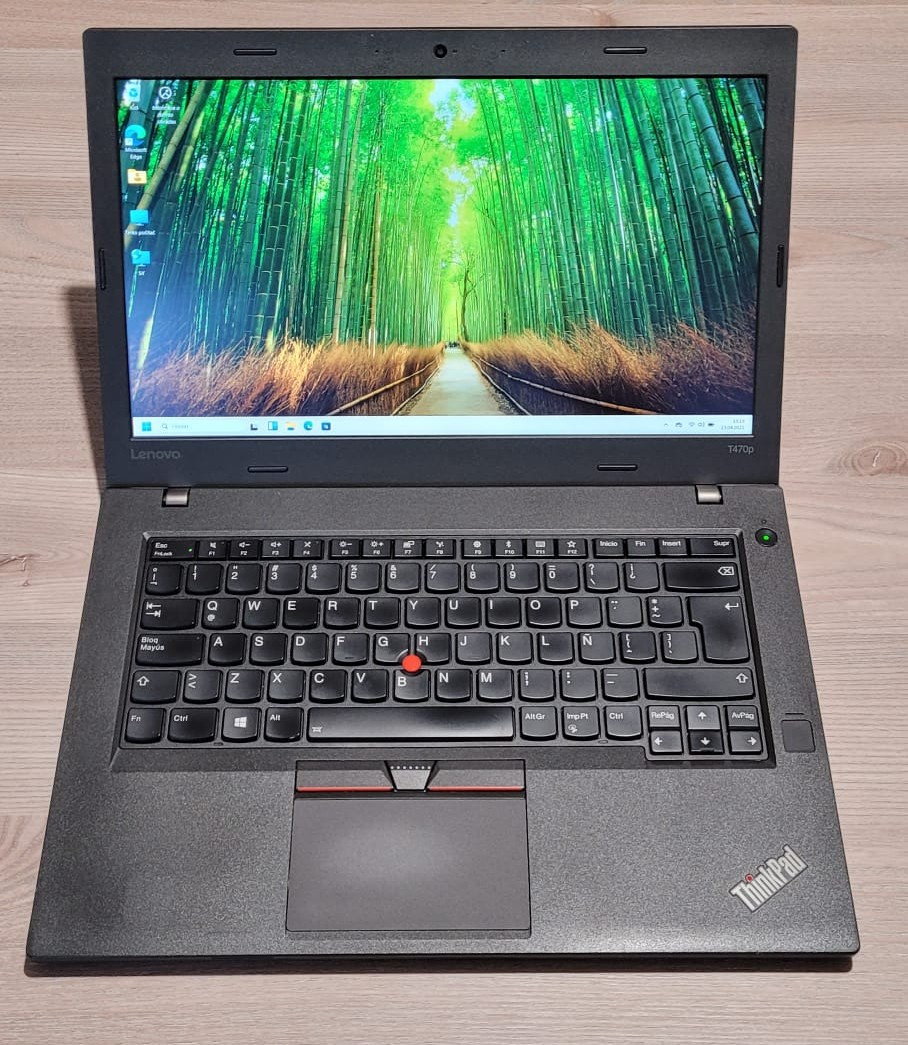 Dotyk Lenovo, i5-7440HQ 4x 3,80GHz,16GB DDR4, 256GB NVMe, 2h