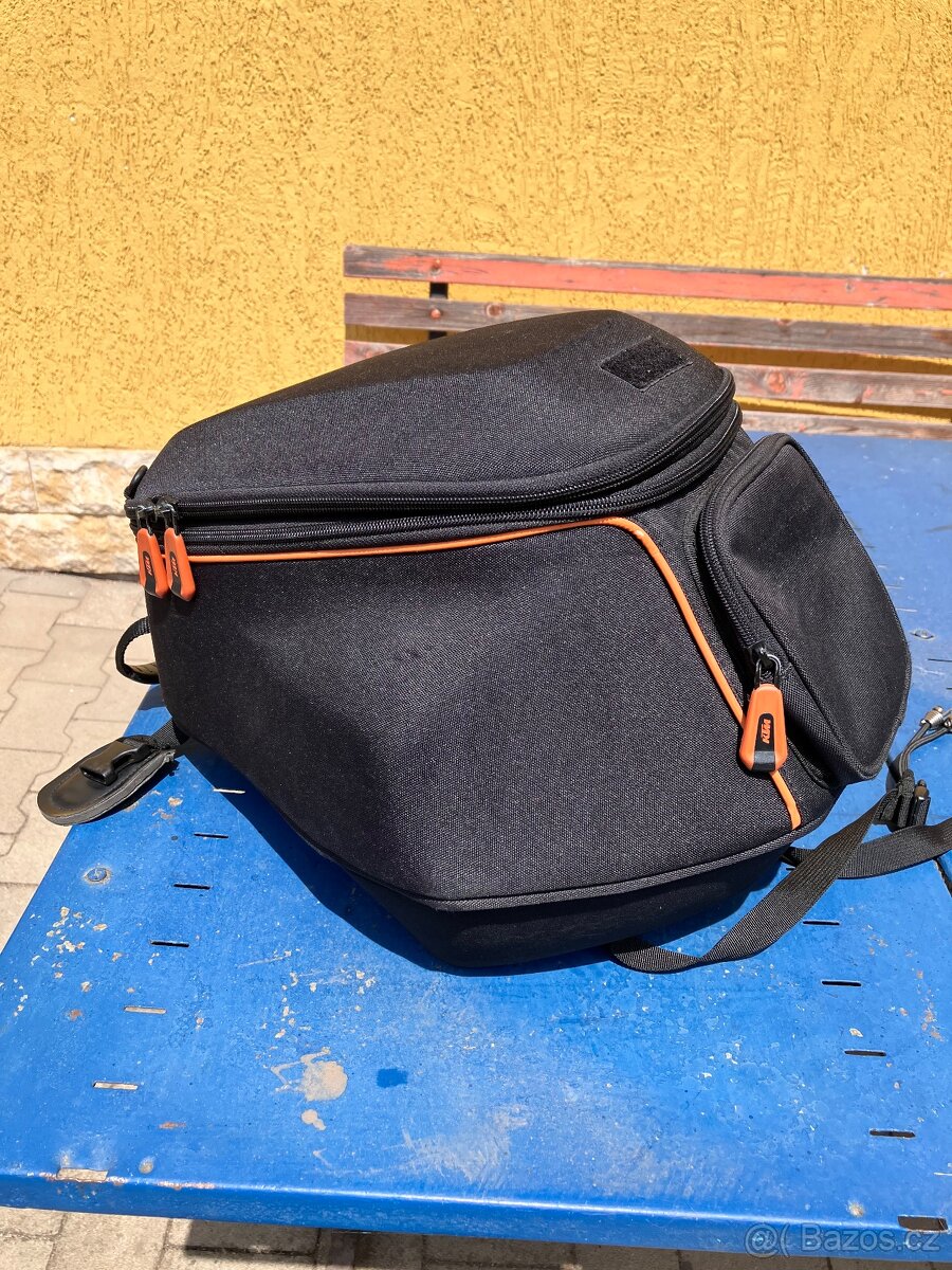 Ktm tankvak