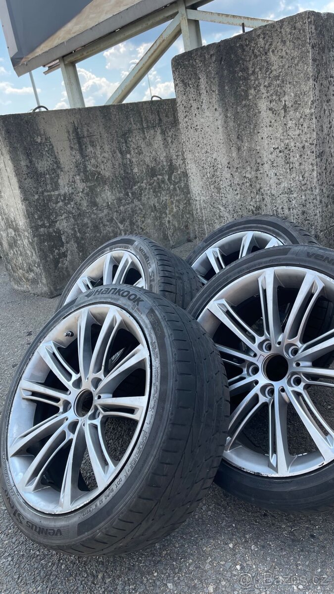 Kola R18 2x 255/40 a 2x 225/45