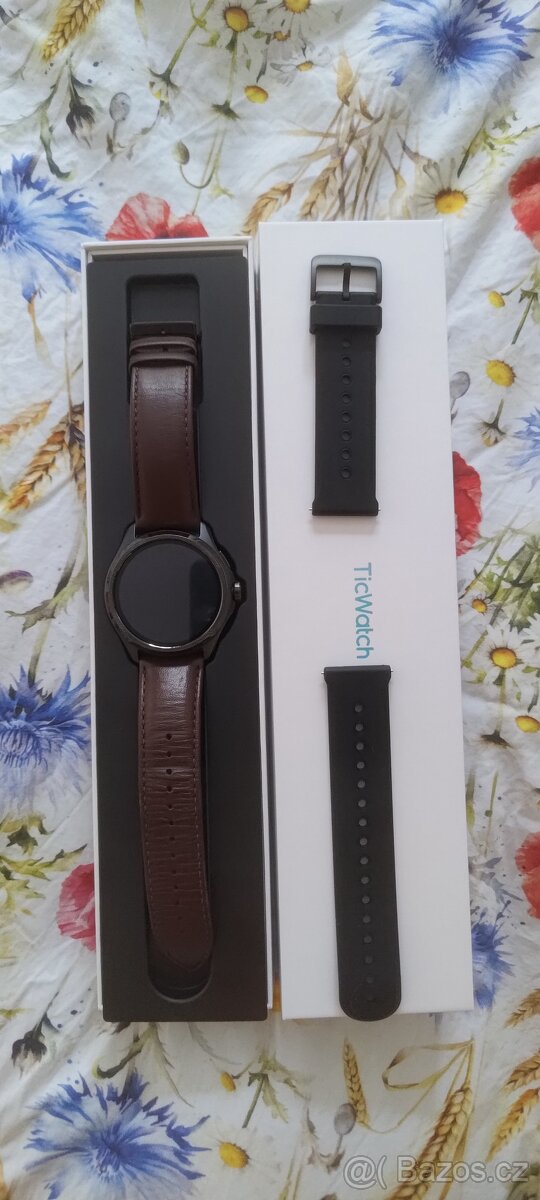 TicWatch Pro 5 na ND