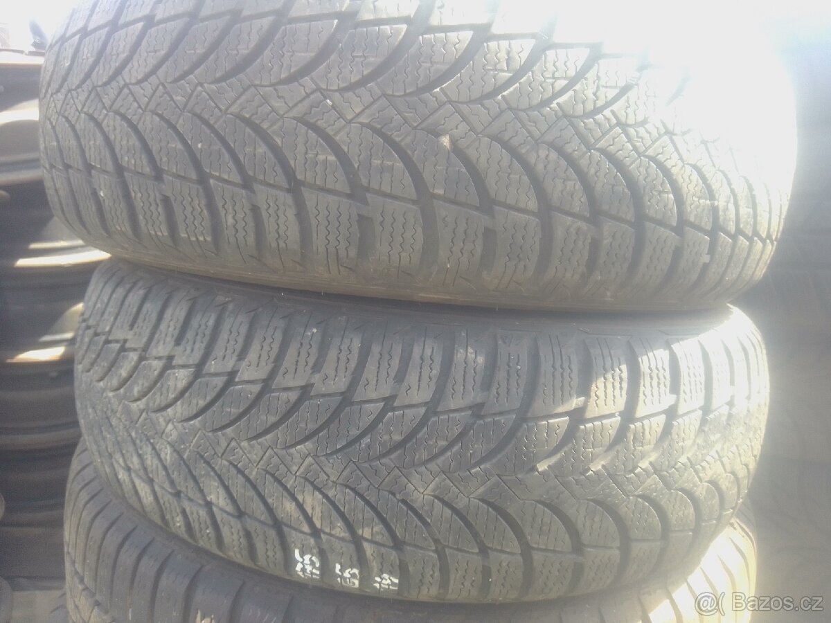Prodám 2x zimní pneu nexen 175/65 R14