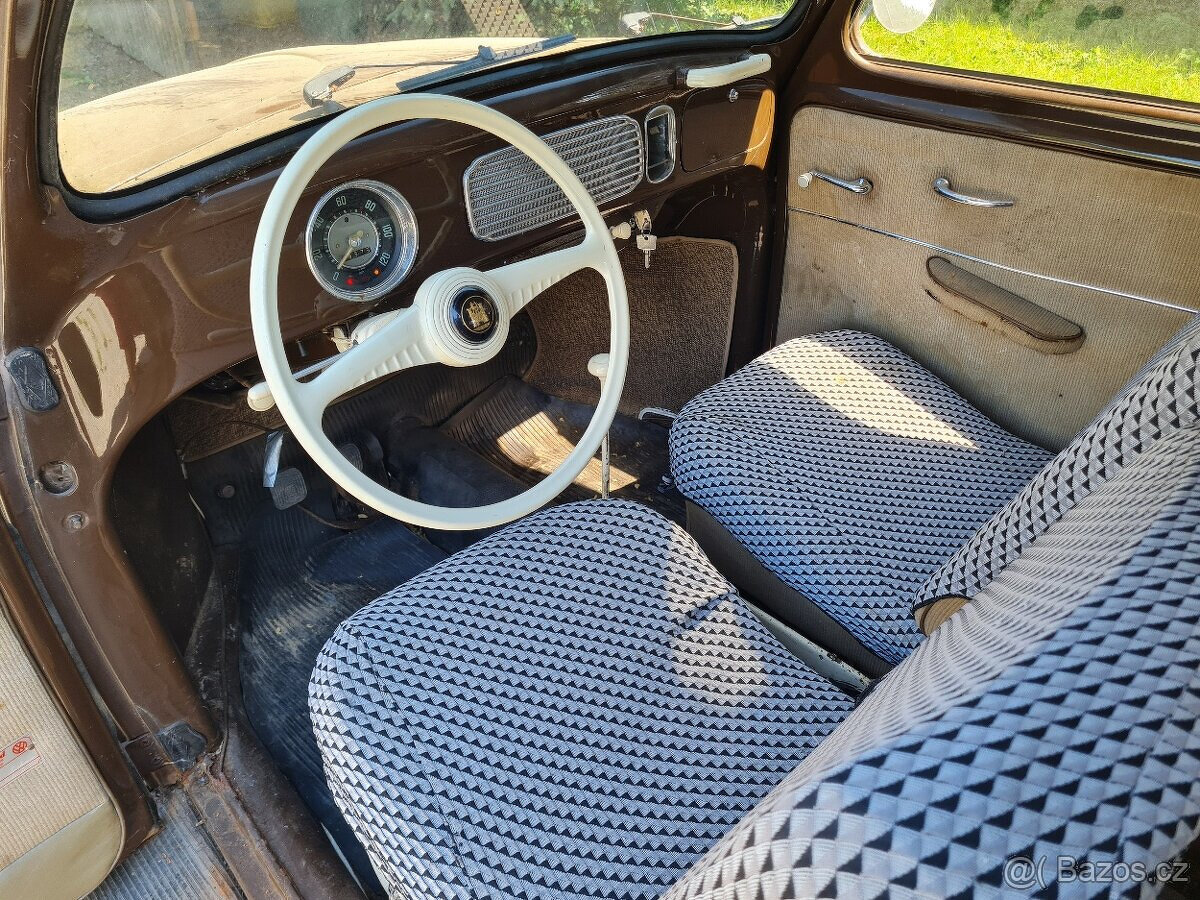 Brouk 1954 oval palubní deska madlo