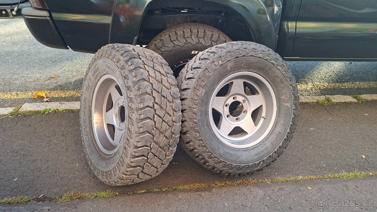 2 x Pneu Cooper Discovery 295/70 r17 119Q + dva disky USA r1
