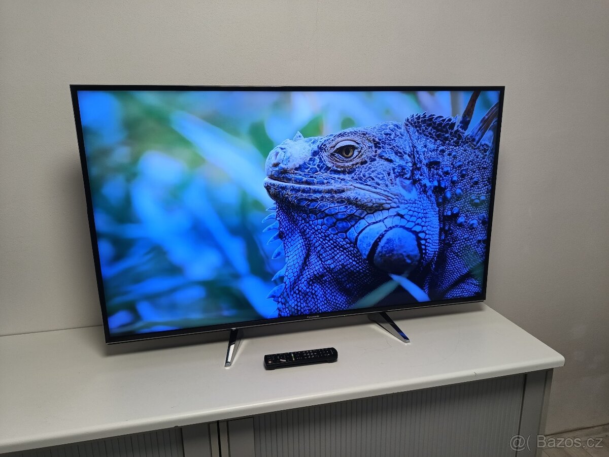 Smart TV / 4K televize Panasonic 55" / vada obrazu
