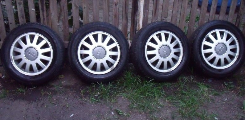 Originál AUDI ALU 15" na letních pneu