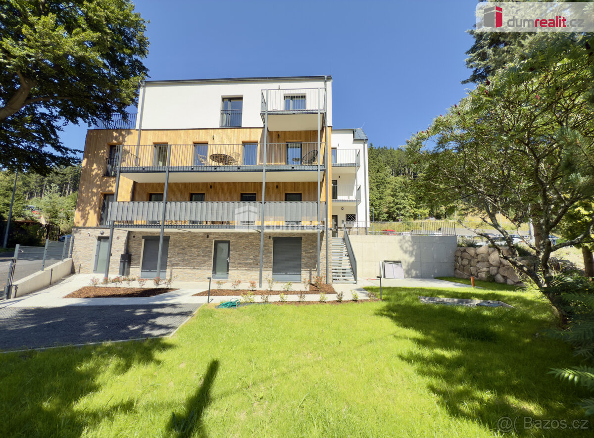 Apartmán 30 m2, balkon, Plešivec-Pstruží-Abertamy,Krušné hor