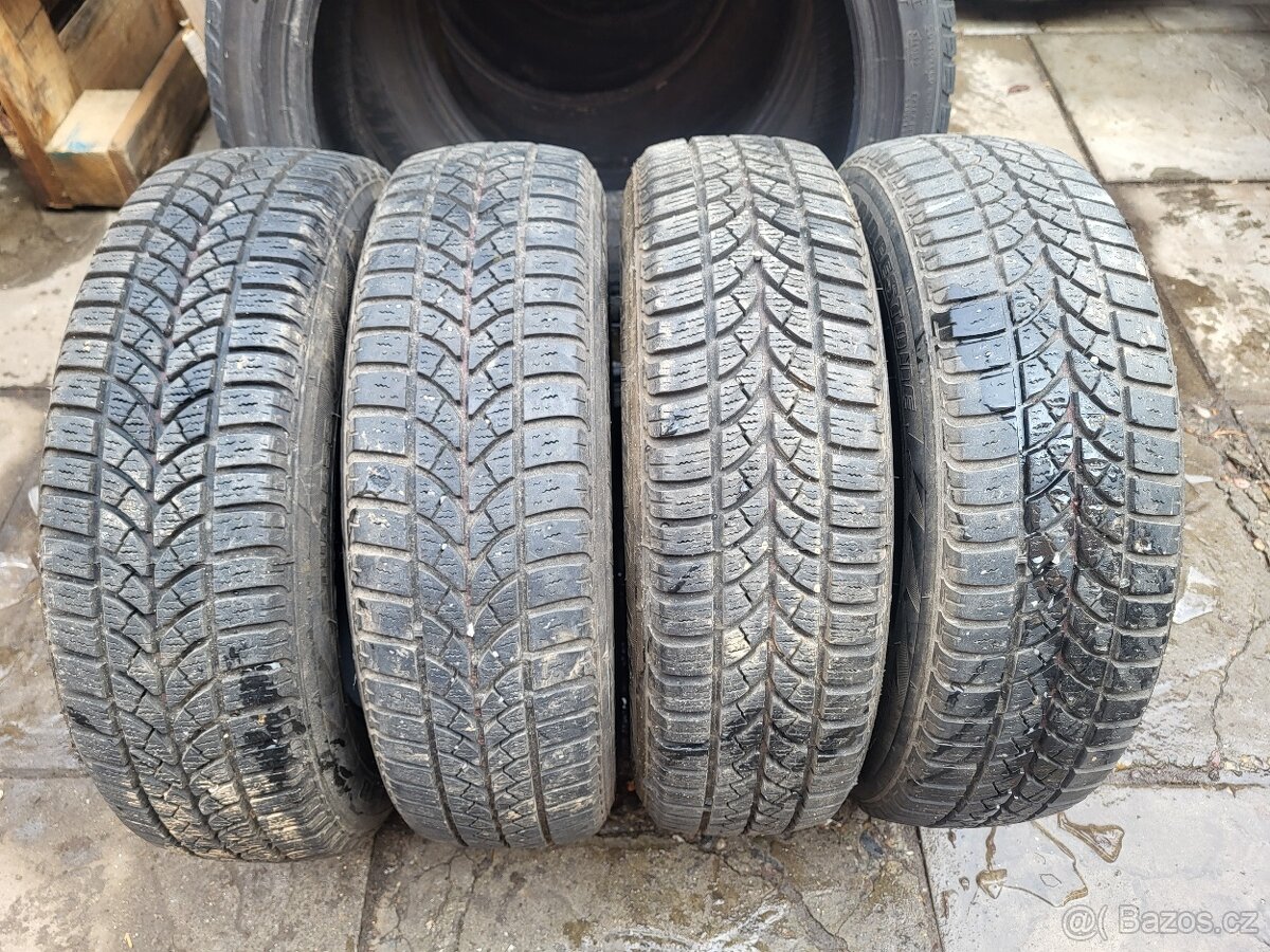 145/70 R12 Bridgestone Blizzak