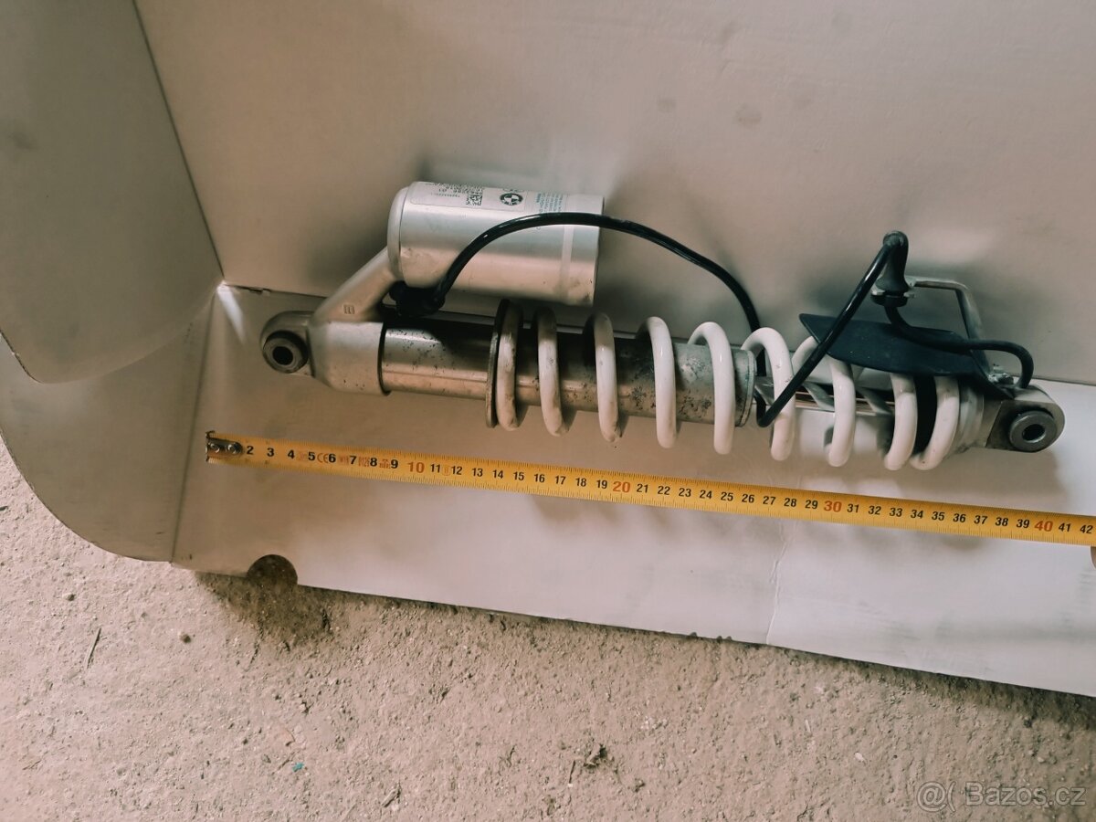 Tlumíče z BMW 1250 Gs Adventure snížená verze