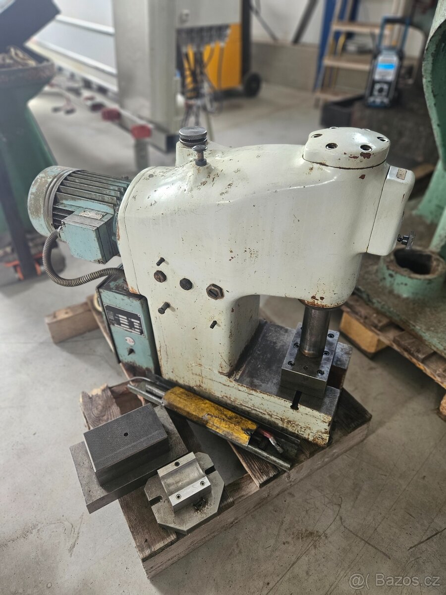 Hydraulický lis CDC 2-7+ dokumentace -  více ks