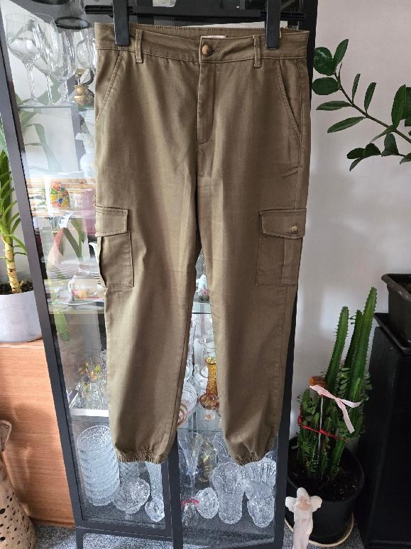 Kalhoty dámské khaki vel. 38