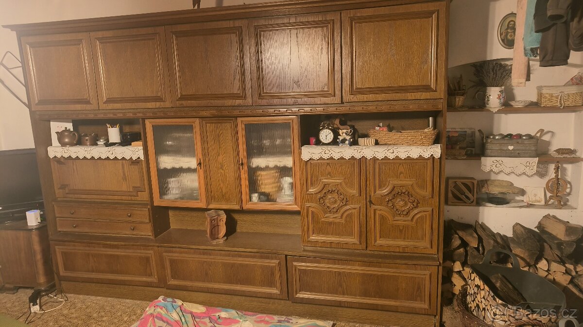 Stylová obývací stěna