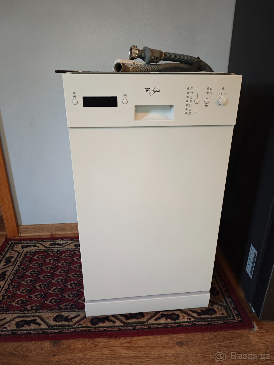 Myčka Whirlpool ADP 750 WH (bílá, úzká)