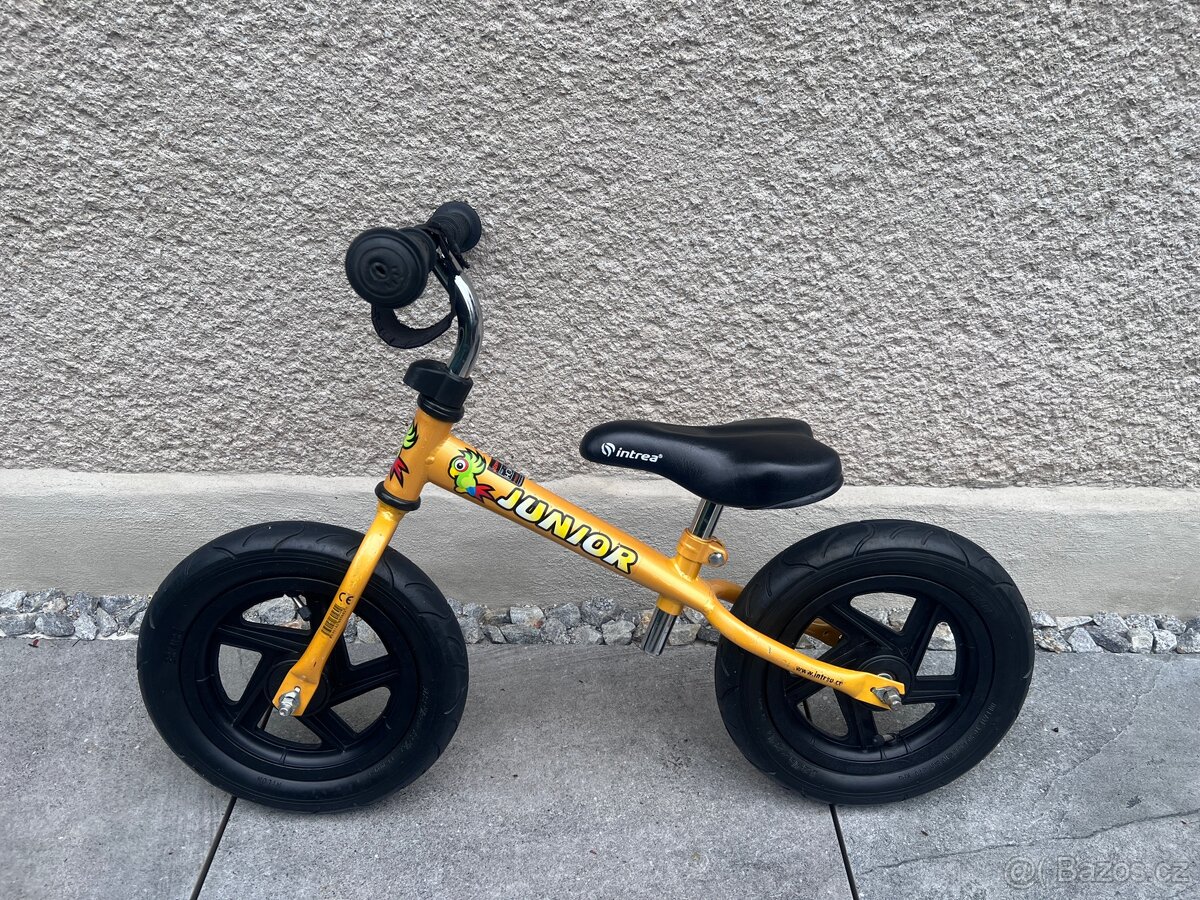 Dětské odrážedlo Intrea