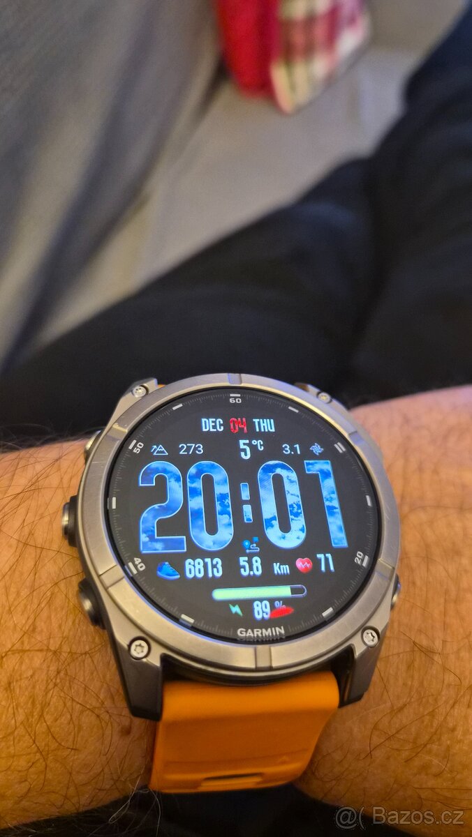 Garmin Fenix 8   51mm orange  amoled