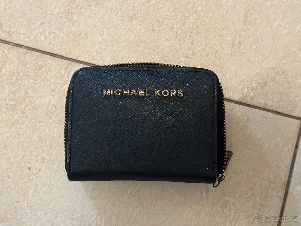 Michael Kors černá peněženka – použitá, v dobrém stavu