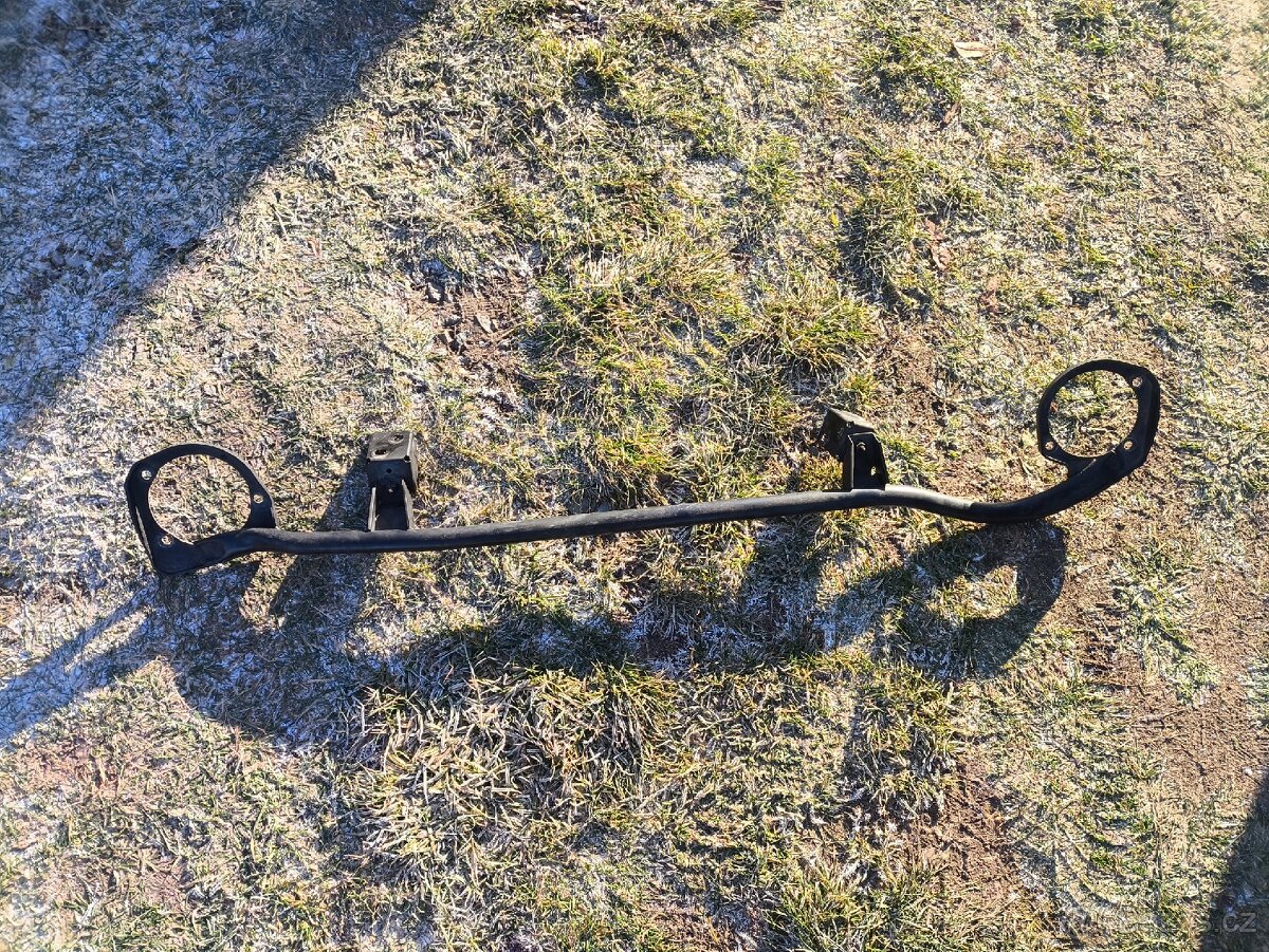 Rozpetna tyc Audi TT, 8n