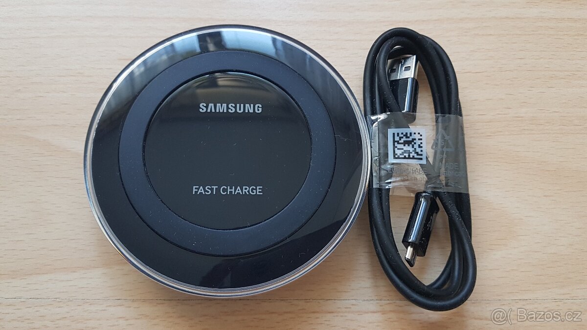Bezdrátová nabíječka Samsung Fast Charge