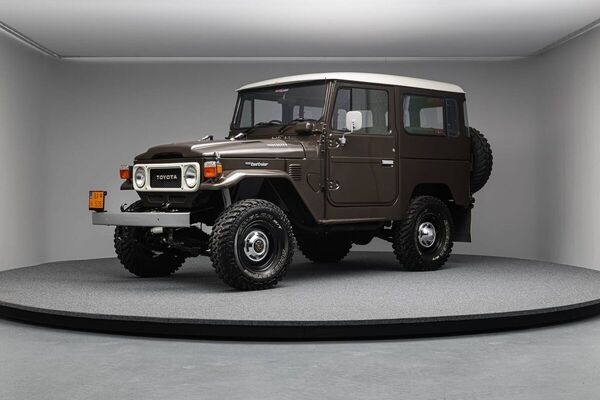 Toyota Land Cruiser FJ40 HARDTOP RHD