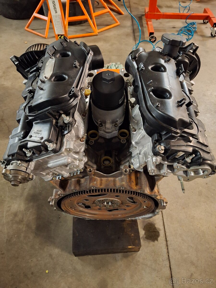 Motor Land rover 3.0 sdv6
