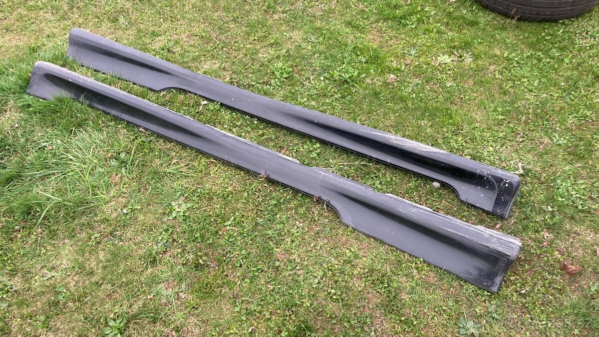 = Boční prahy Toyota Celica T20 =