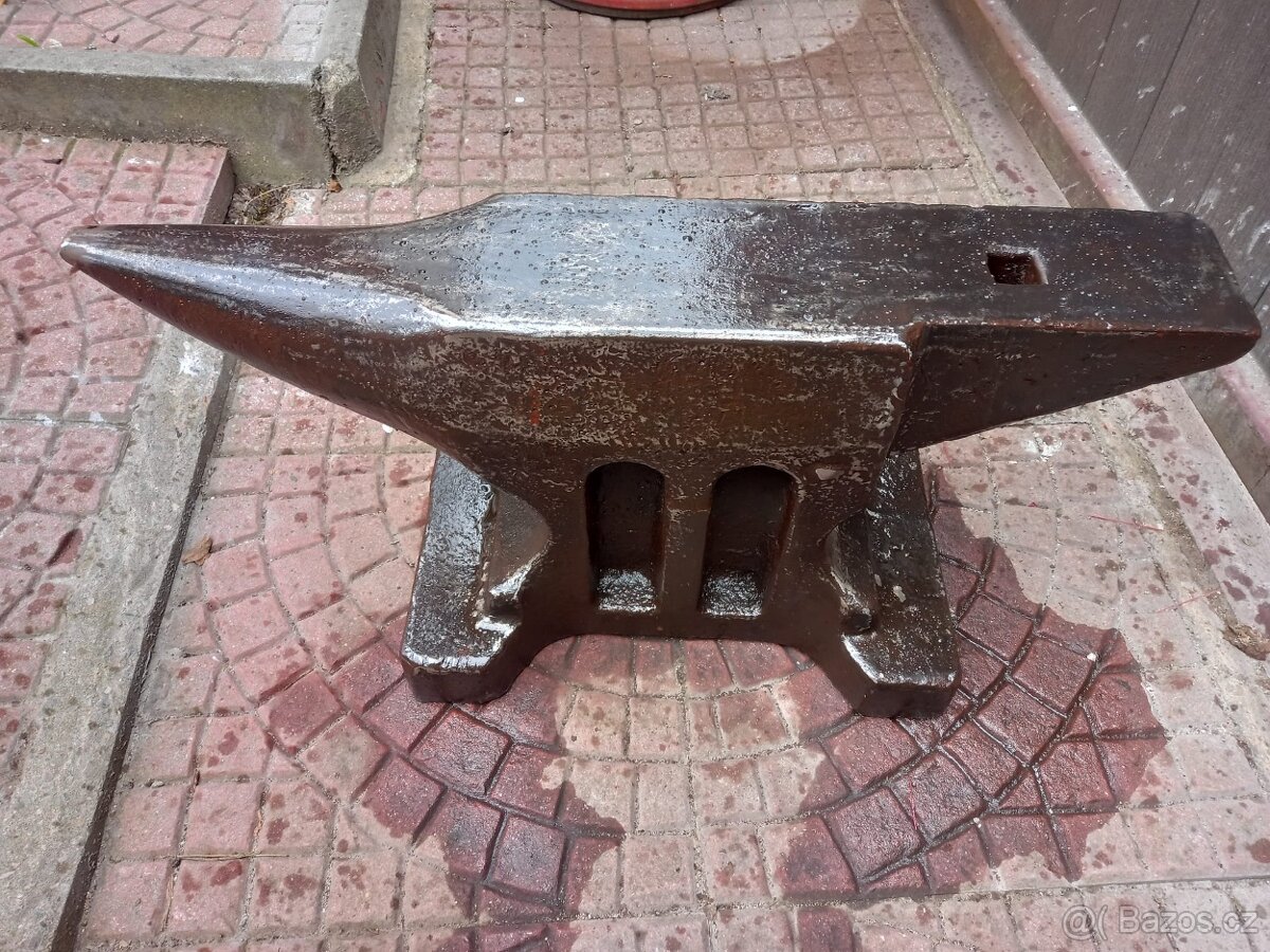 Kovadlina
