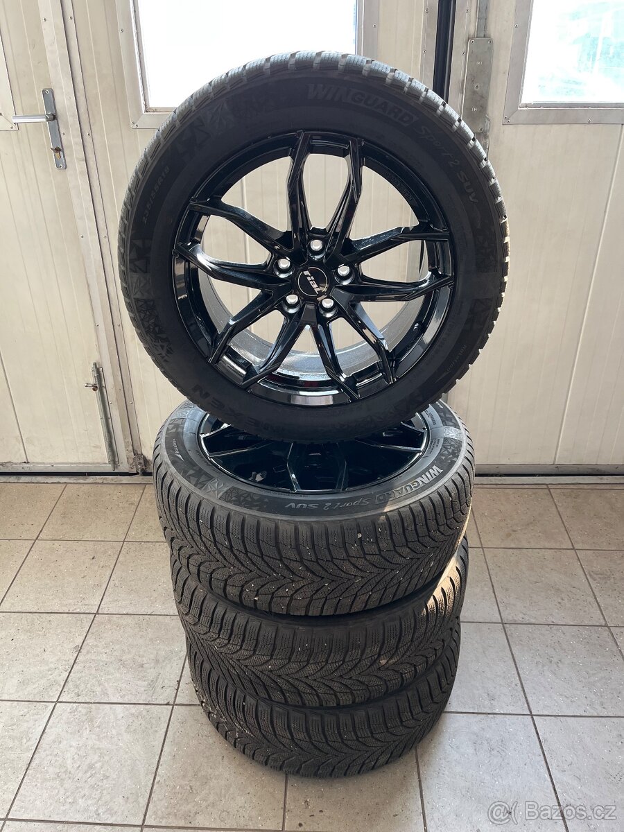 Hyundai Tucson alu kola+pneu 235/55R18