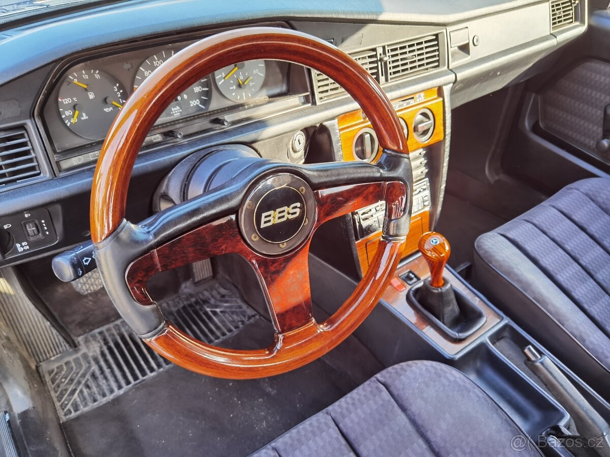 Velmi vzácný volant BBS, kůže, dřevo, W123, W124, W201, E28
